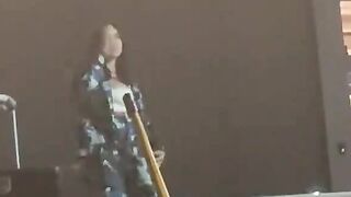 山东潍坊学院大奶妹多角度吃瓜群众希望大家不要到处传播保护好她自己偷偷看就好了