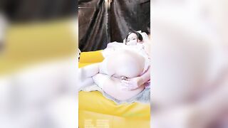 淫荡反差新娘装肛塞