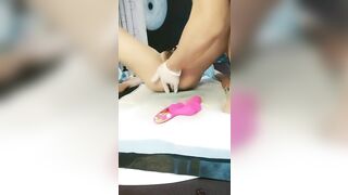 按摩私密保养32岁良家人妻坚挺美乳白又圆